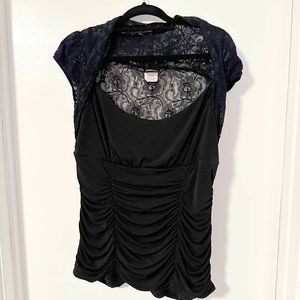 Beautiful Ruffled Sleeveless Vintage Fredericks Top